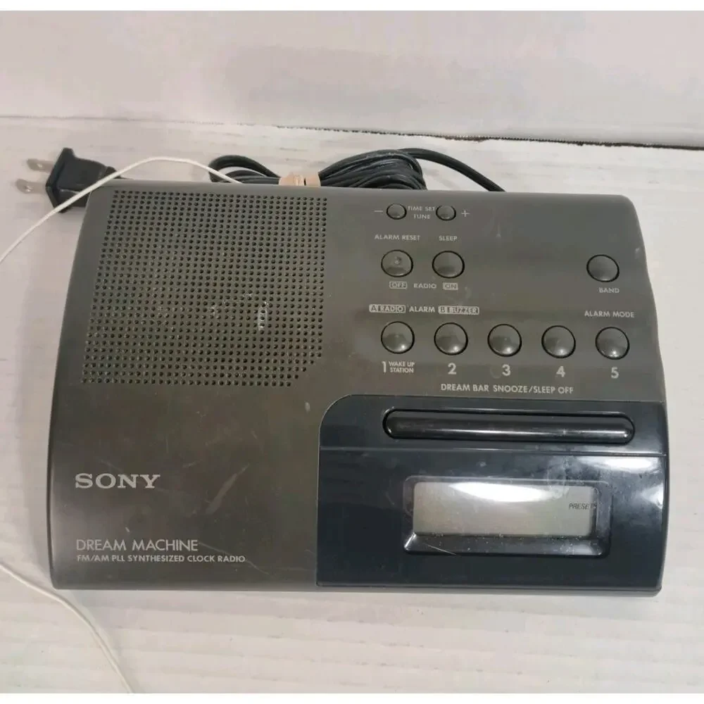 Vtg Sony Dream Machine ICF-C203 AM FM Digital Clock Radio w Antenna Tested Alarm